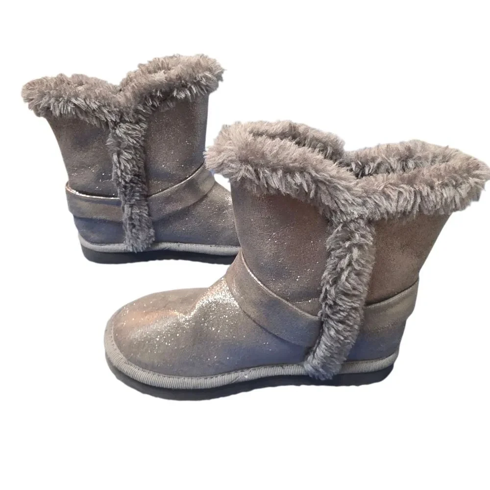 Glittery Silver Fur Lined Boots